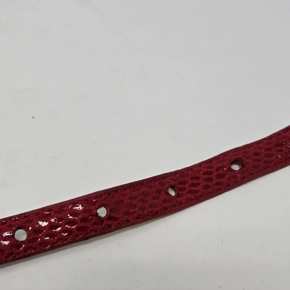 WHITE HOUSE BLACK MARKET WHBM RED FAUX SNAKESKIN BOW BELT WOMEN SMALL STRUCTURED
